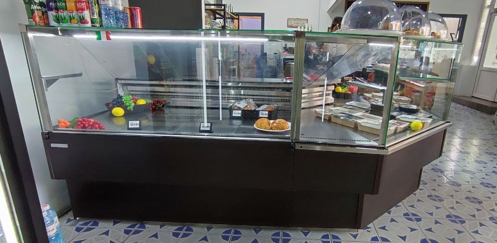 Холодильник Carboma® в хорошем состоянии