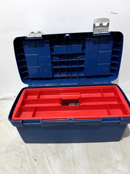 Работни куфари Tayg