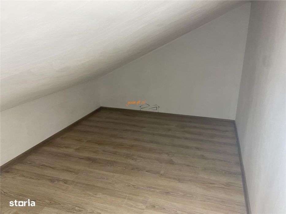 Casa de vanzare in Golesti , parter+etaj + mansarda , suprafata casa 3
