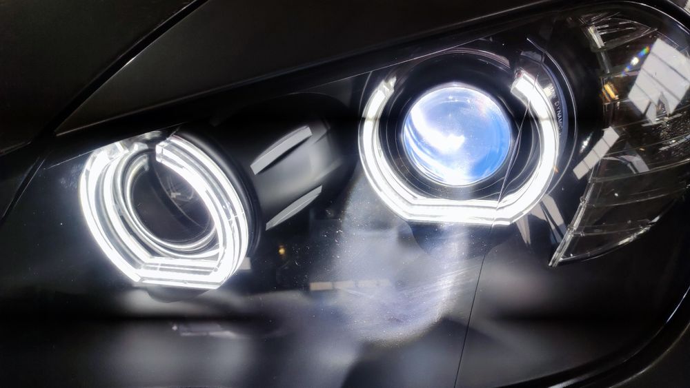 Рециклиране Ремонт на фарове БМВ(BMW) Тунинг, xenon крушки