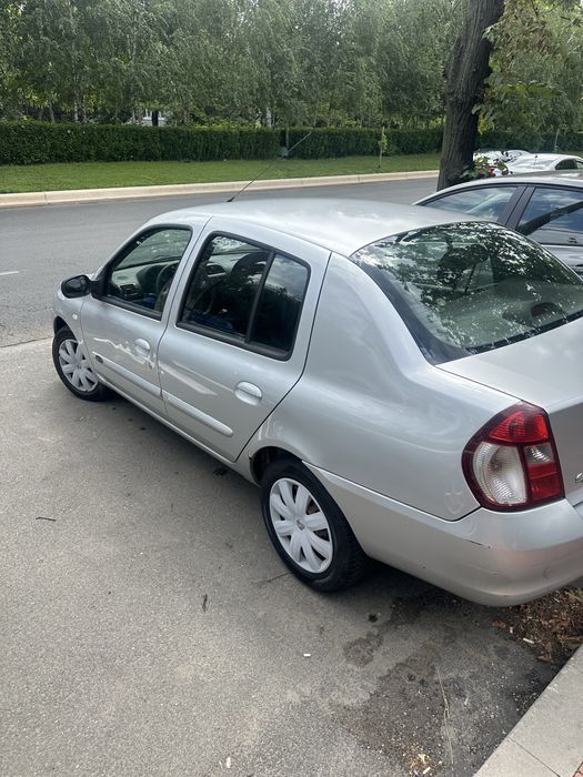 Vand Renault Clio symbol