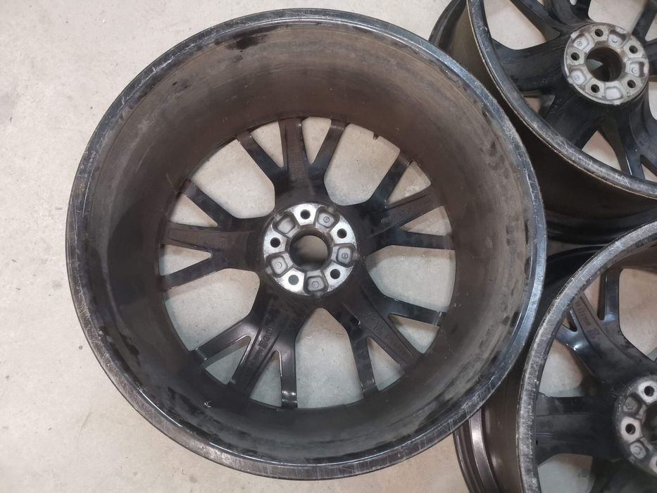 Ауди Q7 / Audi Q7 4M [facelift] Комплект 3 джанти ET26, 22 инча, 10.0J
