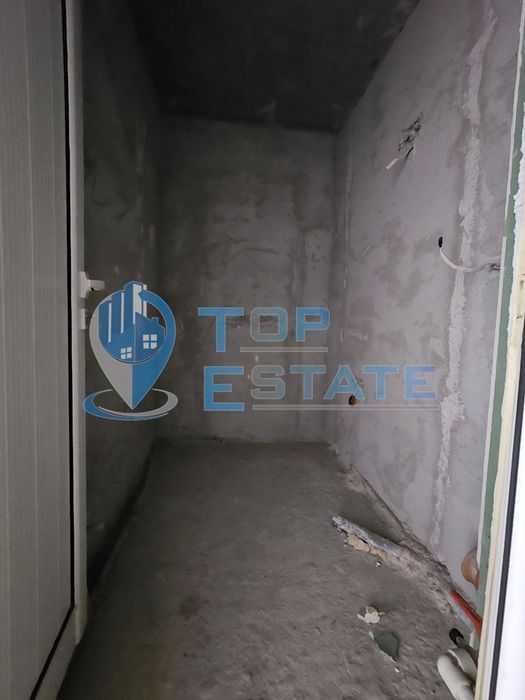 Продава се Двустаен апартамент в Велико Търново, Център - 70 кв.м за 1572 €/кв.м - Снимка #9