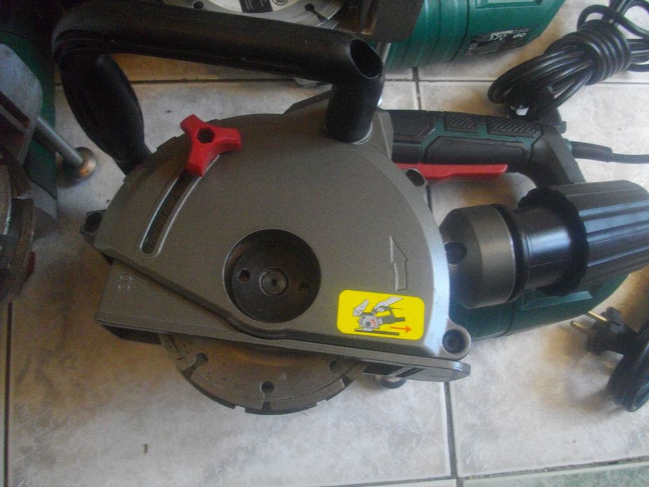ЗА ЧАСТИ 1350W/ф125mm Немска каналокопка фреза копаене канали PARKSIDE