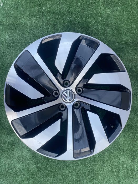 Set 4 jante aliaj OE Vw Arteone R-Line R19 5X112 8JX19H2  Montevideo