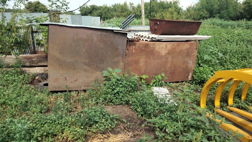 Продам шпалы , баки под зерно
