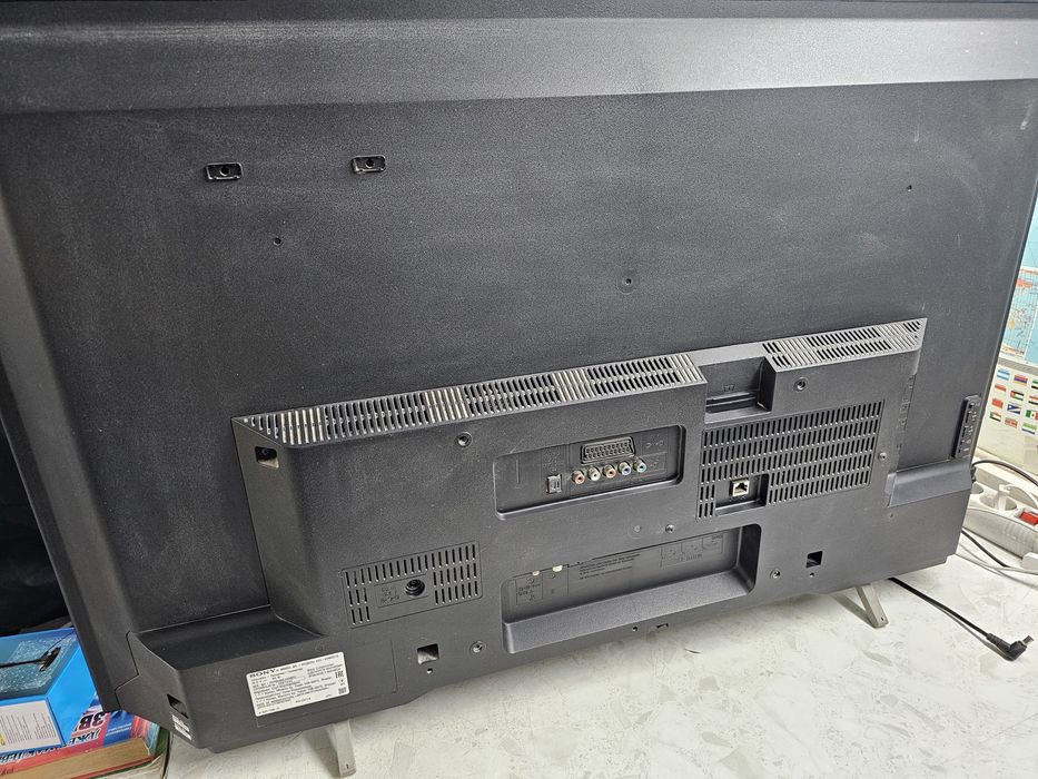 Sony 102 см  Smart TV
