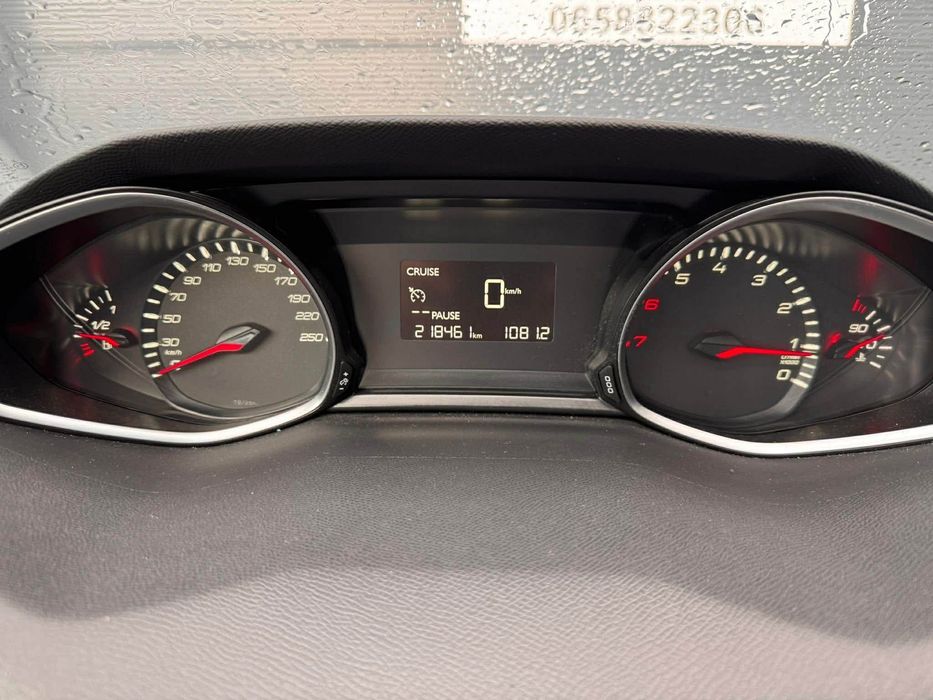 Vând Peugeot  308