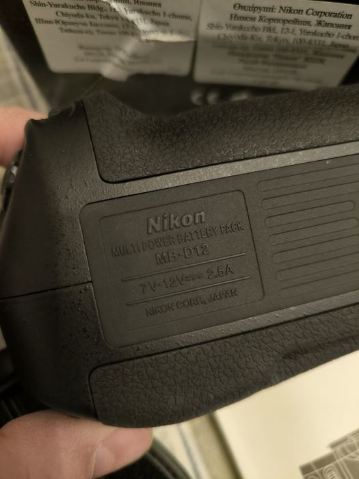 Продам батарейную ручку блок Nikon MB-12
