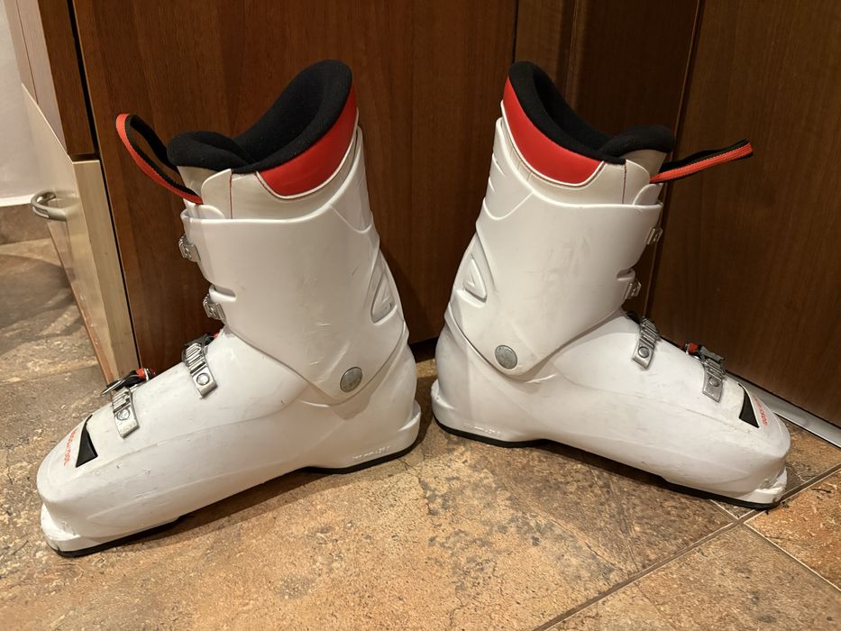 Детски ски обувки ROSSIGNOL