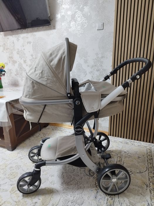 Kidilo kolyaska yangi