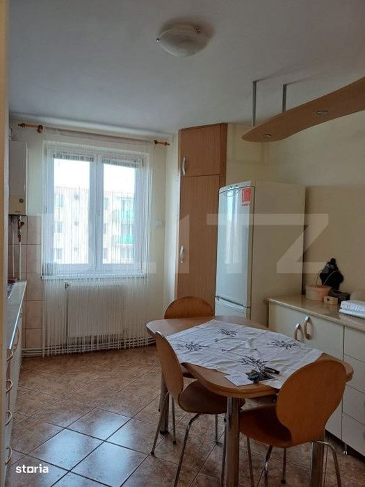 Apartament cu 3 camere, 67 mp, zona Materna