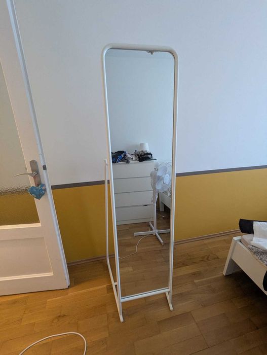 Ikea - KNAPPER Oglindă cu suport / Standing miror