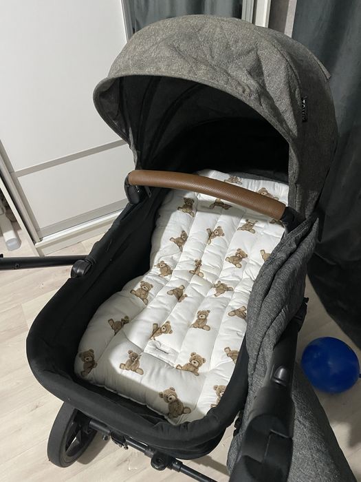 Коляска 2 в 1 с автолюлькой