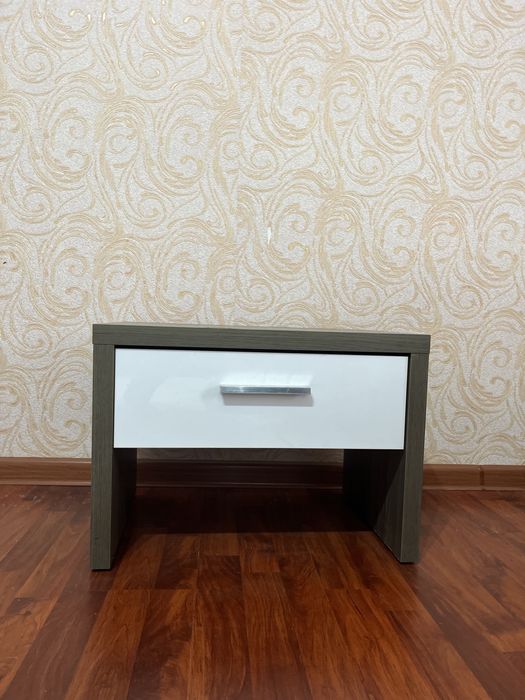 Продам спальный гарнитур