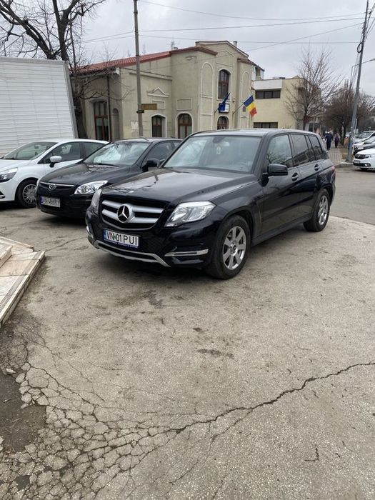 Mercedes-Benz GLK 4x4 permanet 205cai automat piele crem crom si mahon bine intrtinut