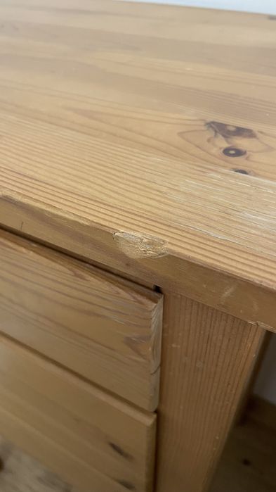 Шкафче, масичка от естествено дърво