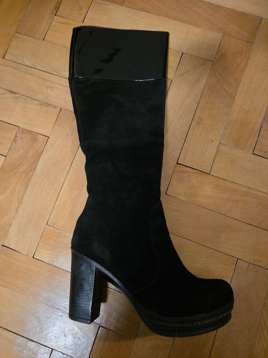 Дамски Ботуши N38