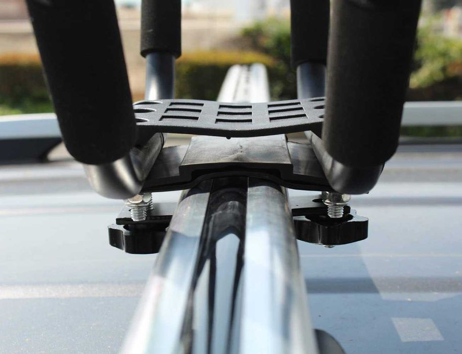 Black Friday: Suport auto universal pt. transportul caiacului/canoiei