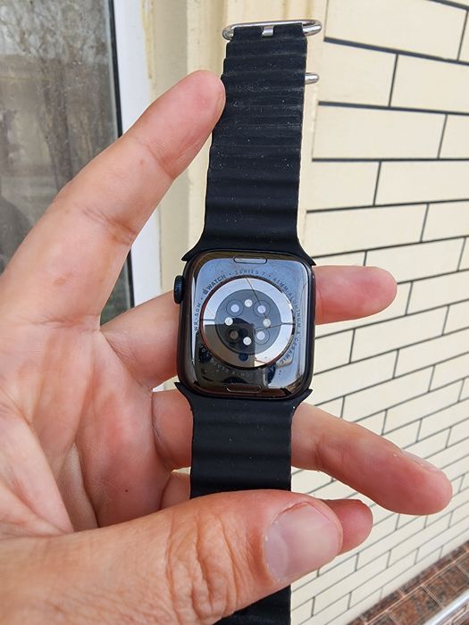 Srochno Apple Watch 7 series sotiladi