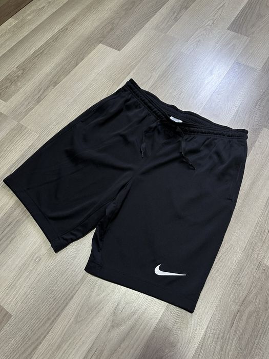 Pantaloni Nike negrii 3/4