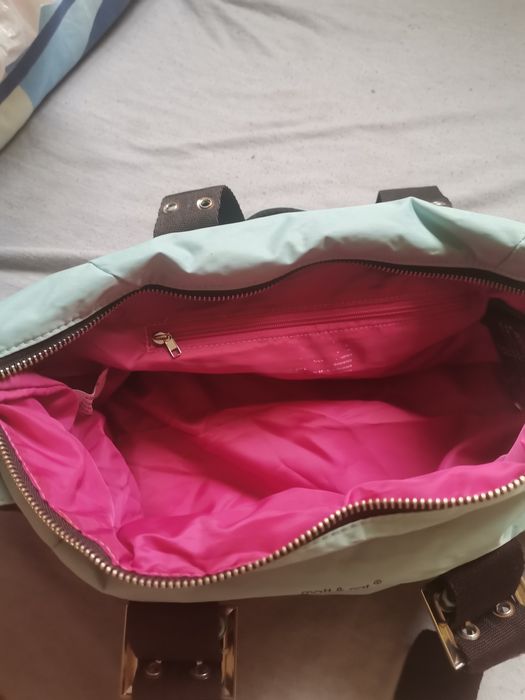 Спортни Дамски Чанти