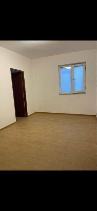 Apartament 3 camere  str. Arcului renovat