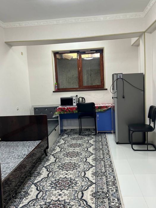 Podval sotiladi Ofis uchun