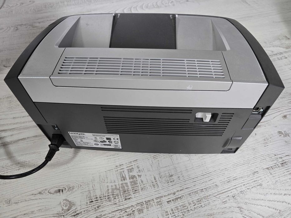 принтер лазерен Lexmark E120