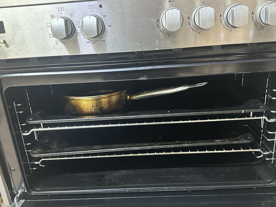 газовая плита MIDEA