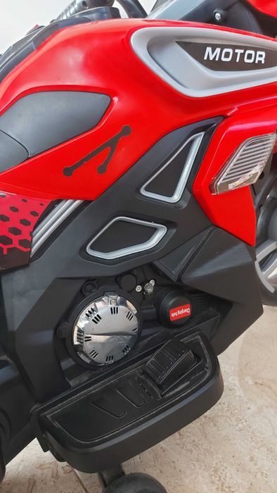 Акумулаторен детски мотор