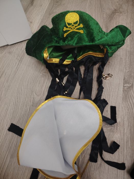 Продам новогодний костюм пирата