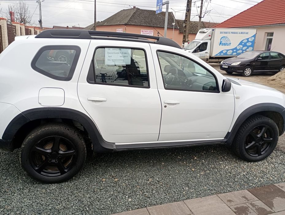 Vând Dacia Duster 1,5TDCI