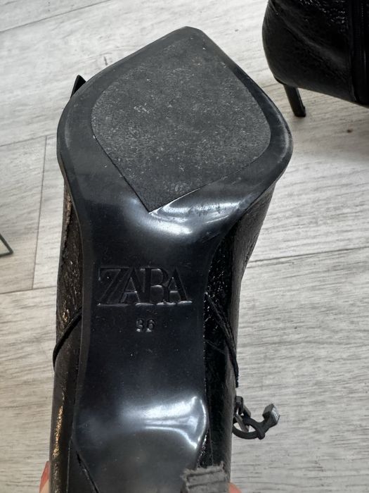 Оссений сапог прадается