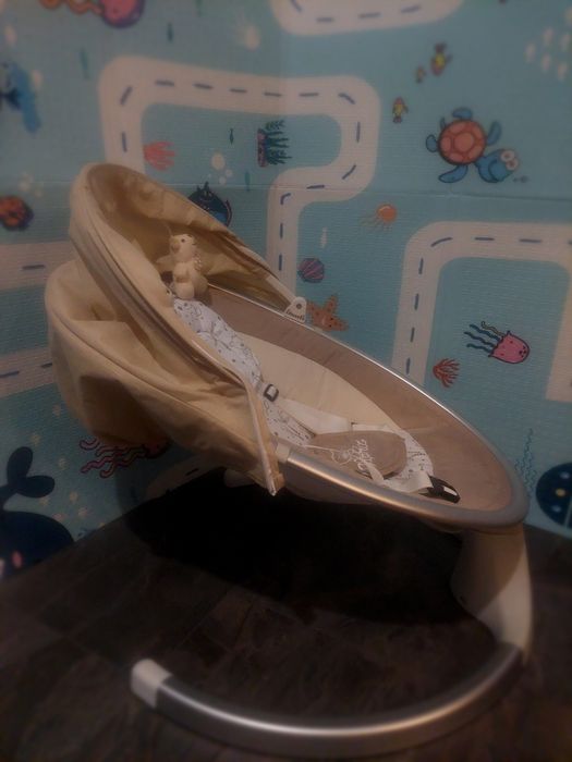 Електрическа люлка за бебе  Chipolino capriz