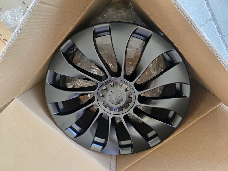 Jante de aliaj pentru Tesla pe 20 marca silver line  model trenton