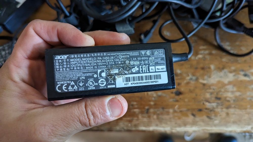 Încărcătoare Laptopuri