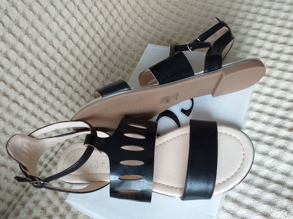 Дамски сандали Anather pair of shoes 38