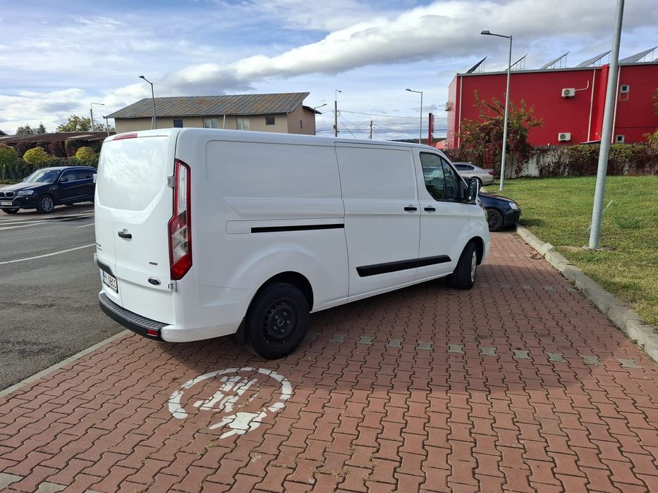 Ford Tranzit Custom Long