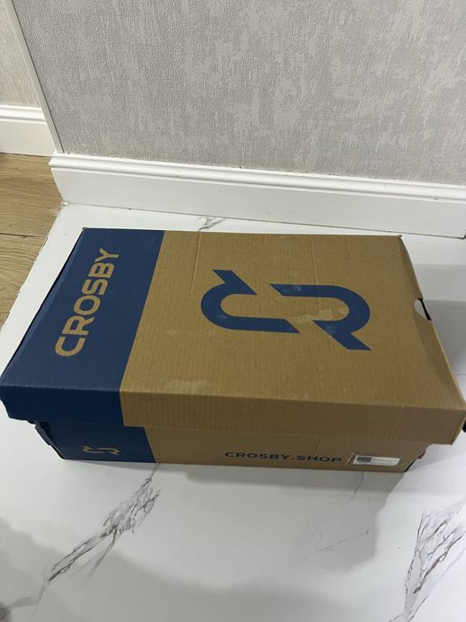 Кроссовки весенние мужские