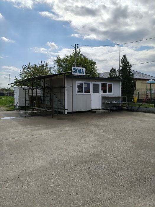 închiriat  teren  / birou