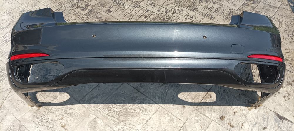 Задна броня за БМВ 7-ца