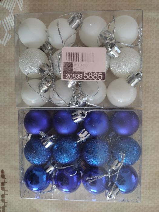 Игрушки елочные шарики