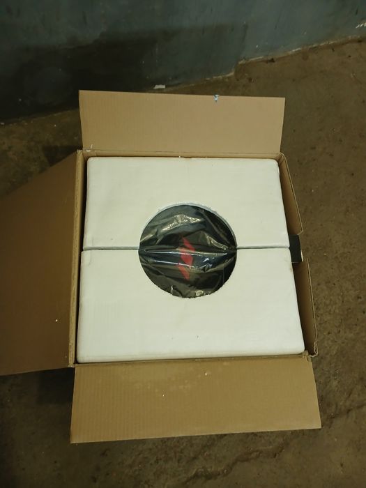 Продам сабвуфер новый урал