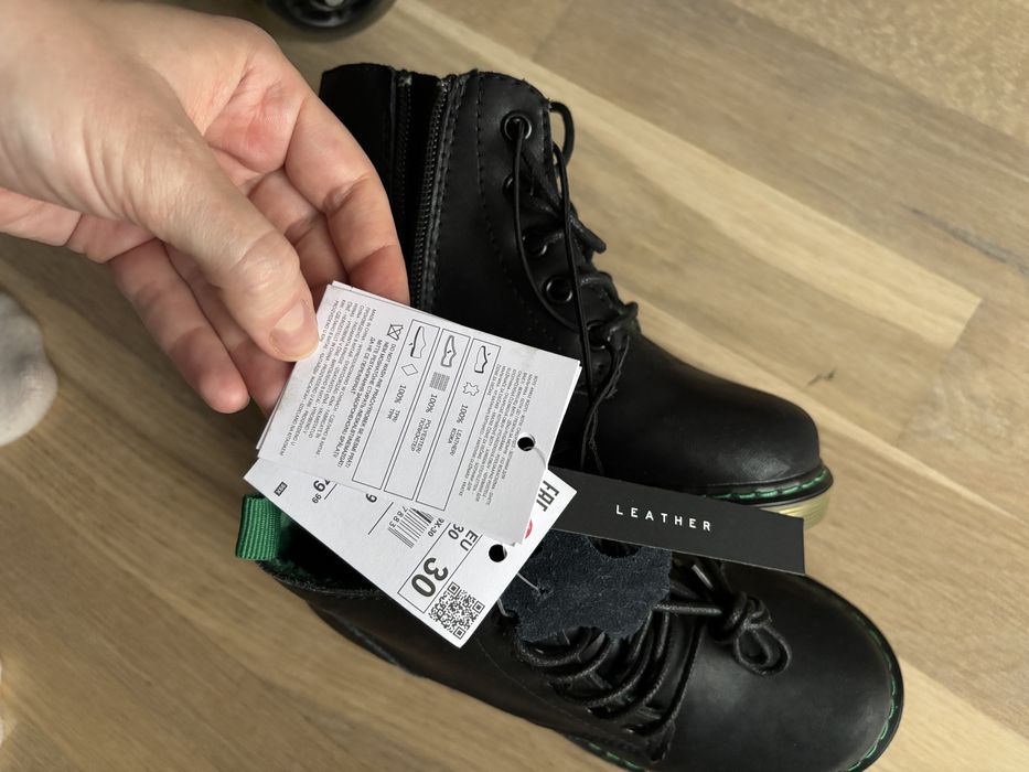 Ghete piele naturala copii marime 28 30 fermoar siret noi eticheta