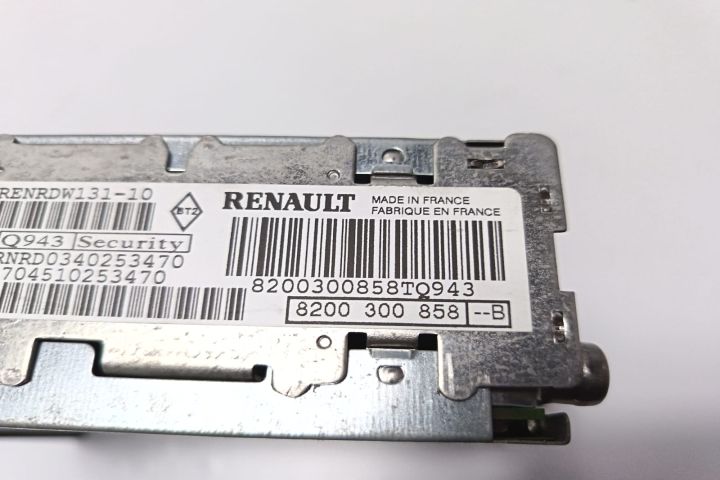 Radio CD 8200300858B Renault Scenic a 2-a generatie
