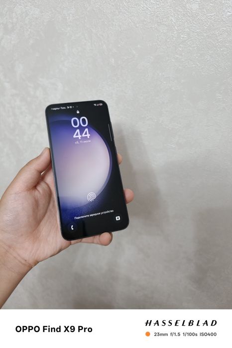 Samsung s23 128/8