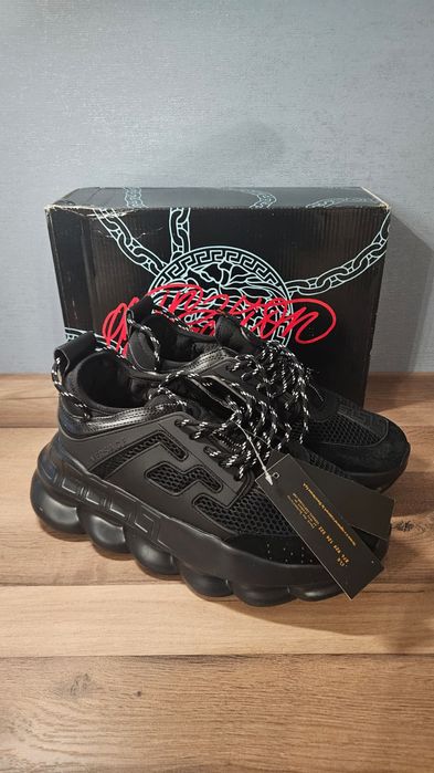 Versace Chain Reaction