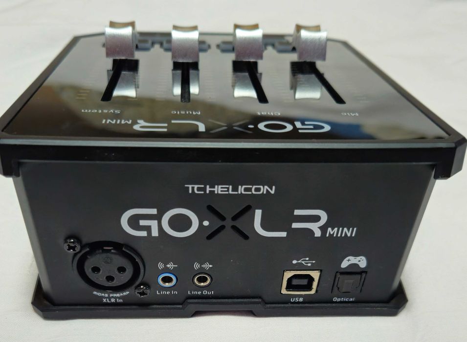 TC Helicon GO XLR Mini Подкаст миксер