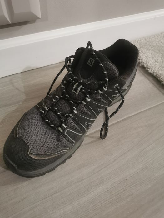 Tenesi/adidași Salomon pentru munte